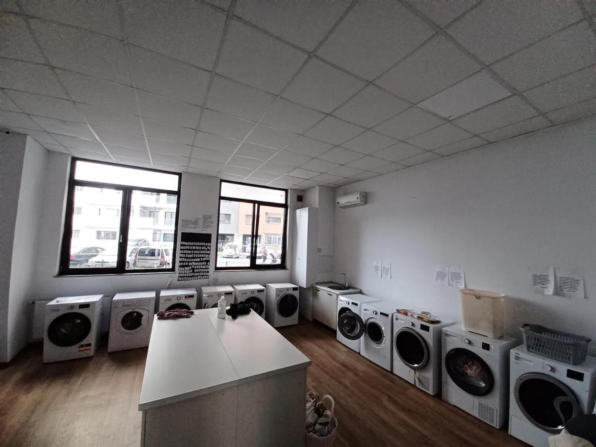 Sunset Apartment - Central Apt With Rooftop Garden Bucureşti Ngoại thất bức ảnh